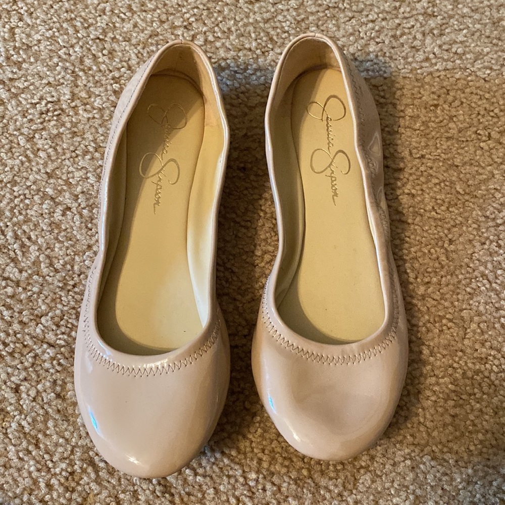 Size 8.5 Jessica Simpson nude ballet flats